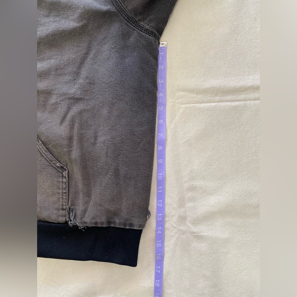 Vintage Thrashed Carhartt Charcoal Hooded Jacket Heavy Wear Extra Distressed - Picture 13 of 15